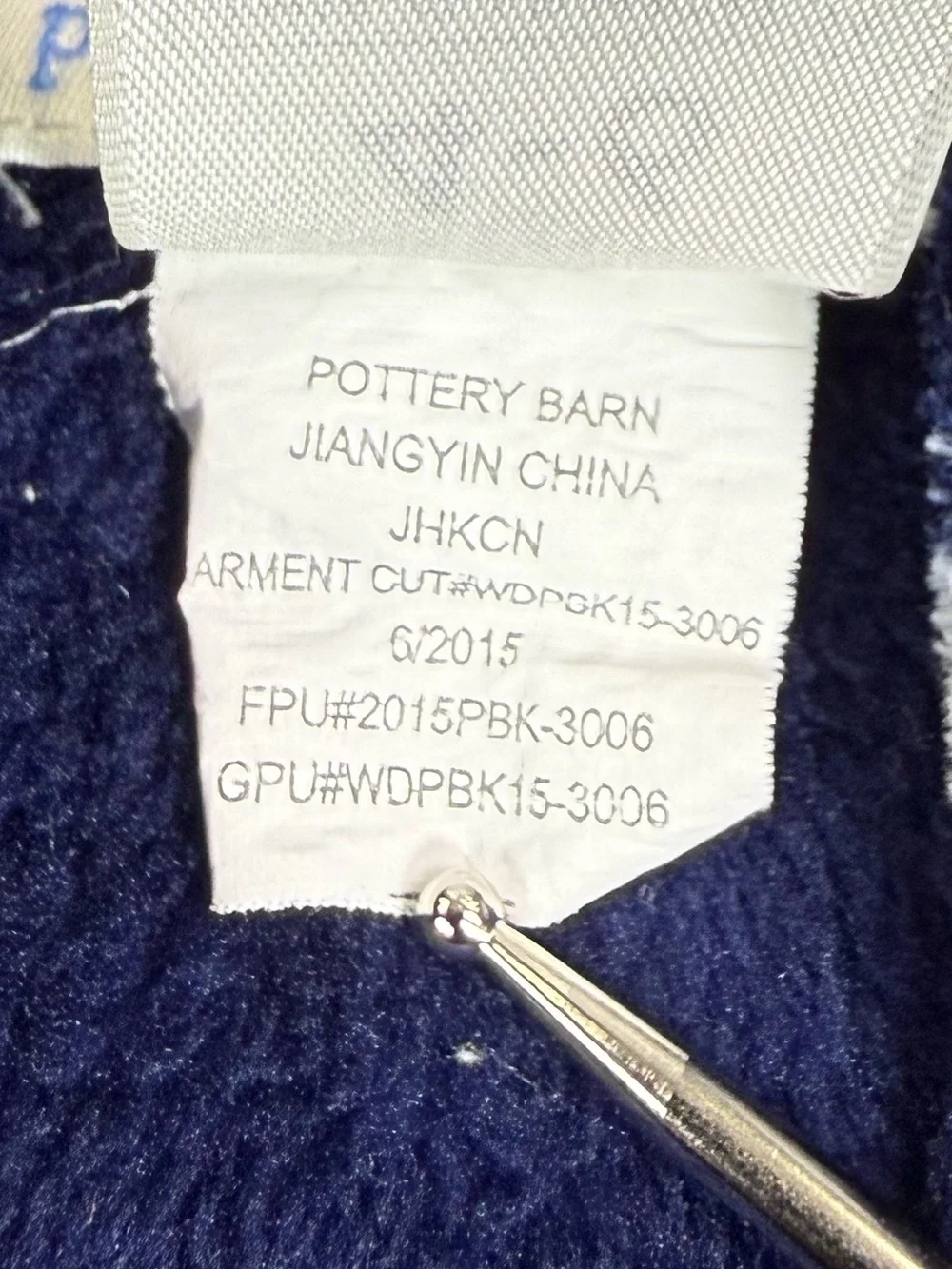 POTTERY BARN KIDS Unisex Hooded Plush Star Robe 4-6 Navy White Belt Soft Fleece